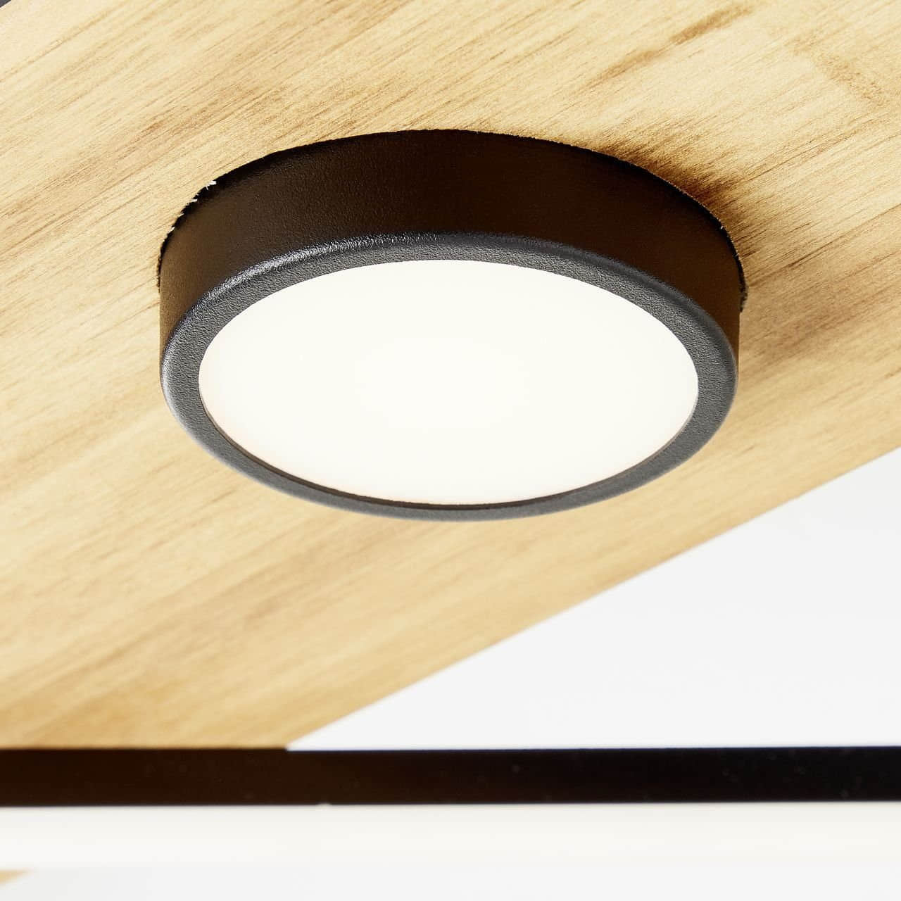 Lampen Brilliant Brilliant Woodbridge LED Ceiling Light - 70x35cm Modern Wood & Metal Design - 32W Integrated LED (3100lm, 3000K Warm White) - Ideal for Kitchen, Living Room & Bedroom Lighting