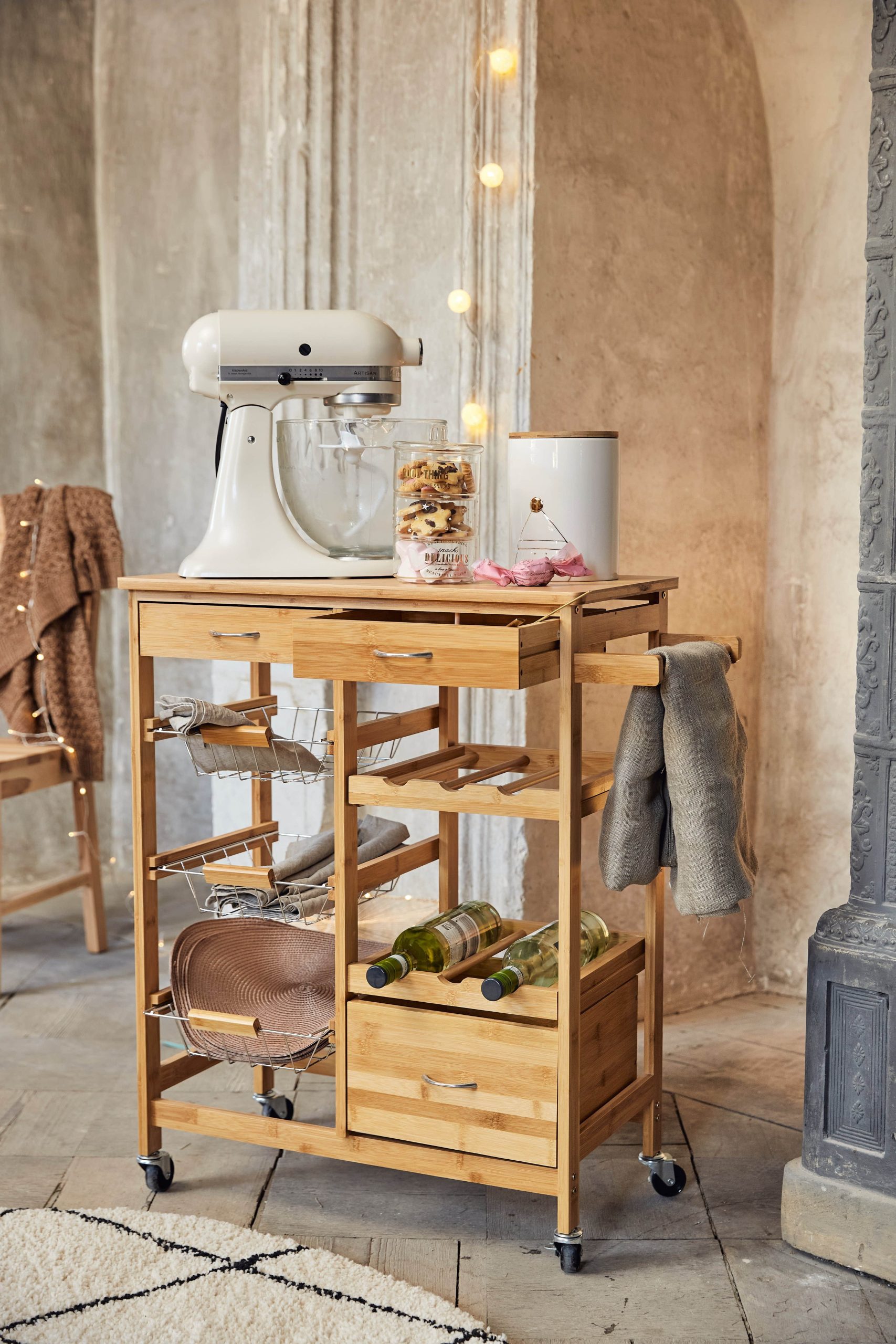 Aufbewahrung Home affaire Home affaire Bamboo Kitchen Trolley on Wheels - 58cm Wide with Drawers & Wine Rack | FSC® Certified