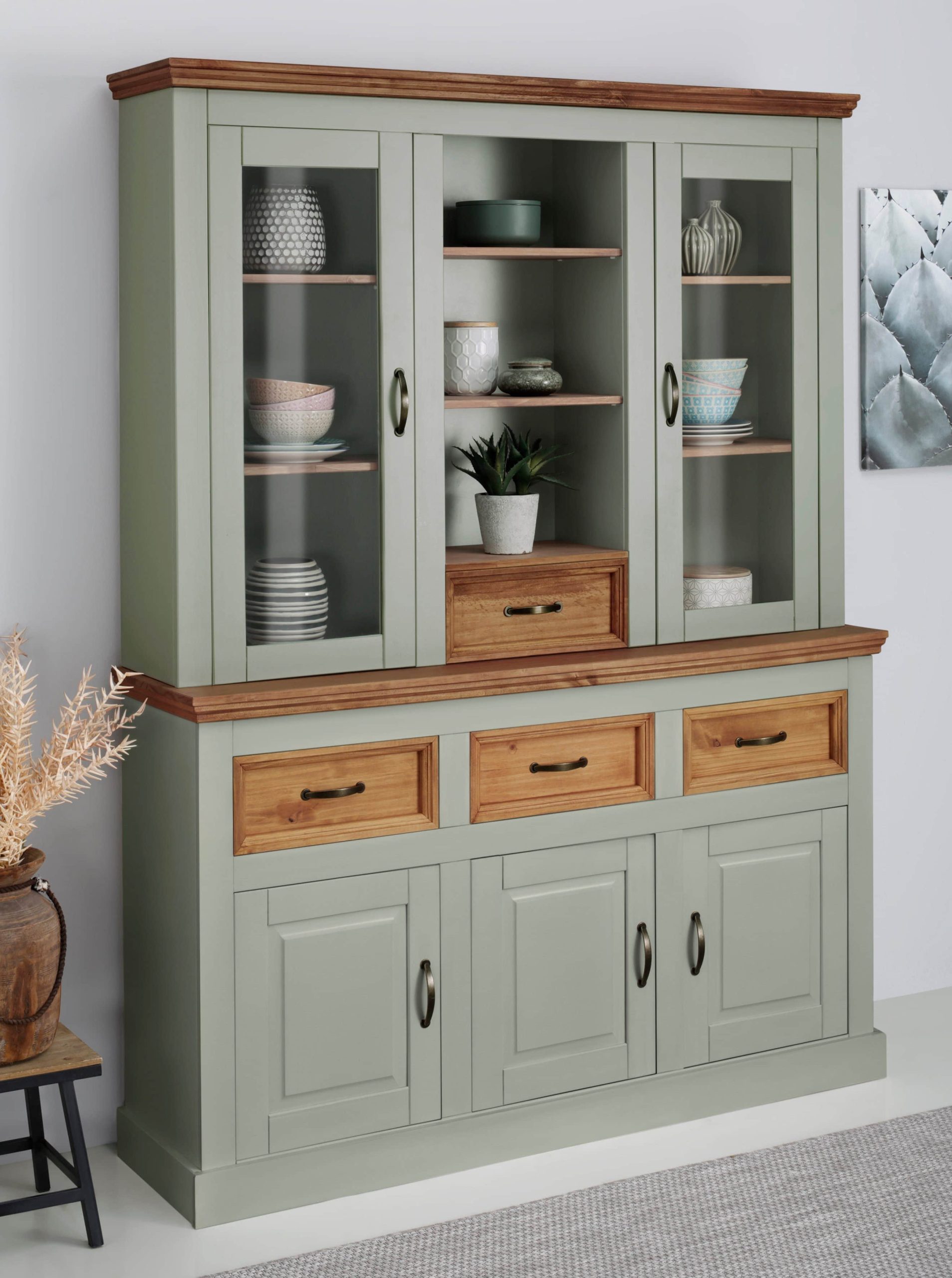 Home affaire Sideboard »Selma« – Massivholz-Kommode aus Kiefer (145 cm Breite) im rustikalen Landhausdesign mit Schubladen & Türen salbei grü Kommoden & Sideboards Home affaire