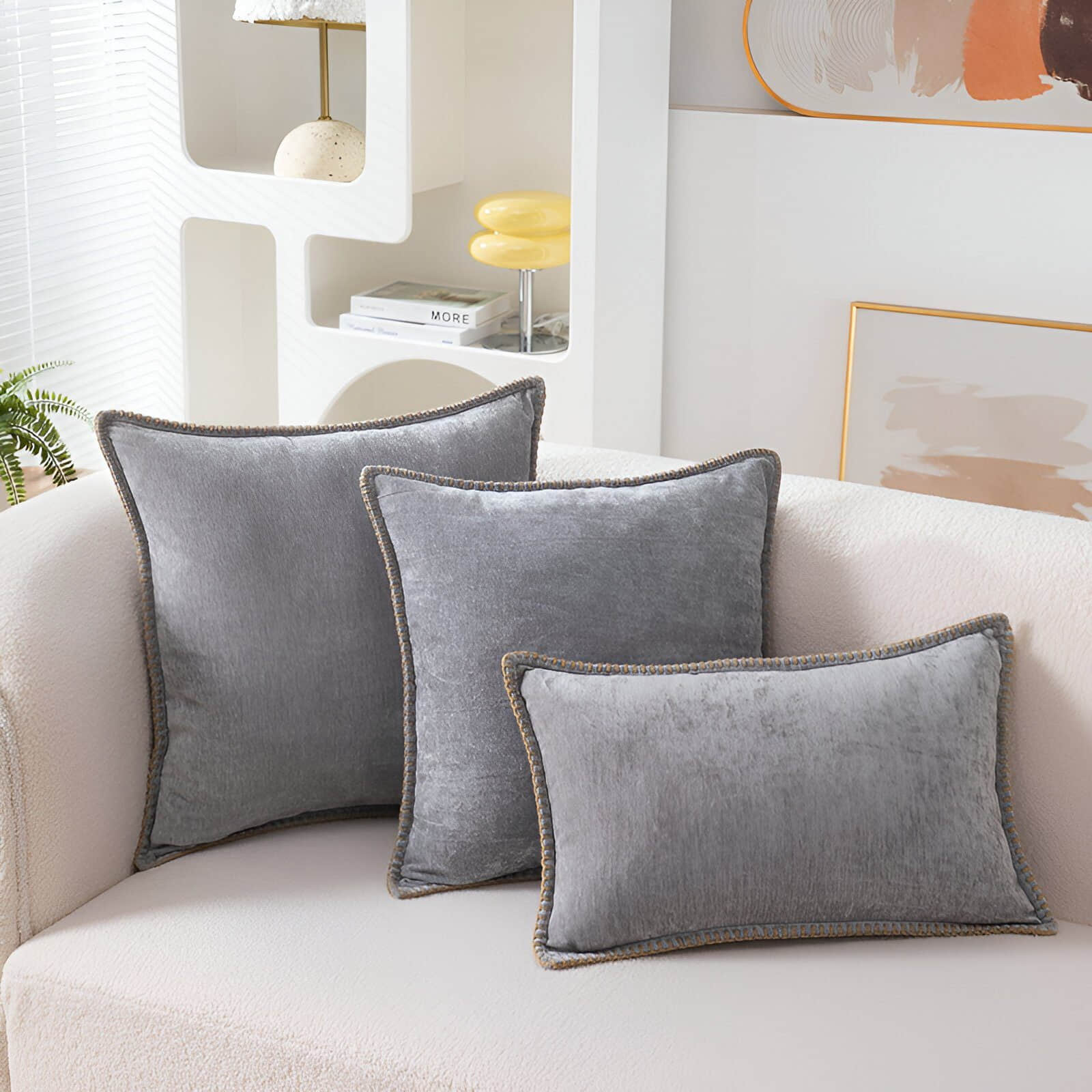 Interior by Hakito Dekokissen 2er Set mit Füllung – Landhaus Kissen für Sofa & Bett | Hochwertige Polyester-Füllung | Sofort einsatzbereit grau Interior by Hakito Dekoration