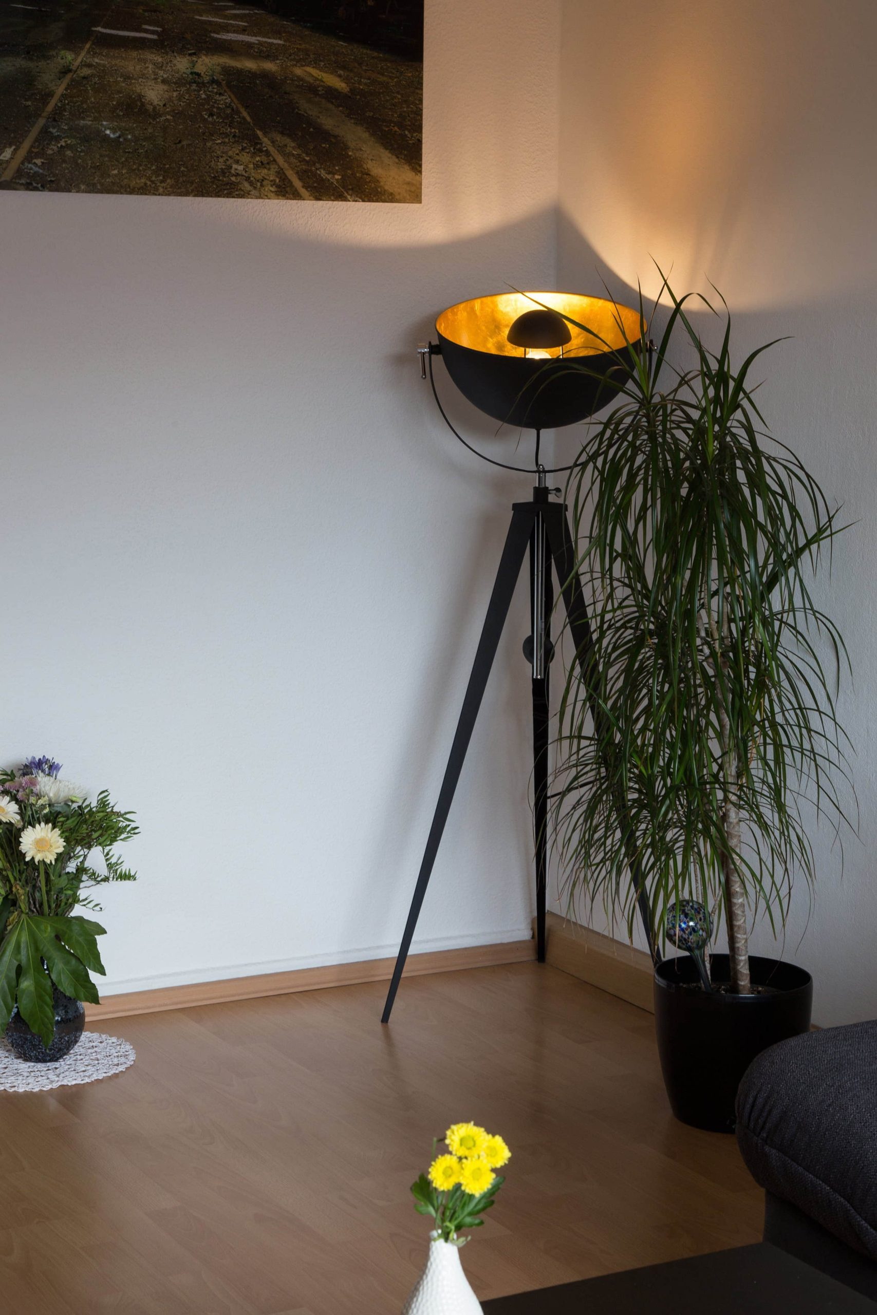 Leonique Stehlampe »Elenoire« – Höhenverstellbare Stehleuchte in Schwarz/Gold mit E27-Sockel & Satellitenoptik (ohne Leuchtmittel) Leonique Lampen