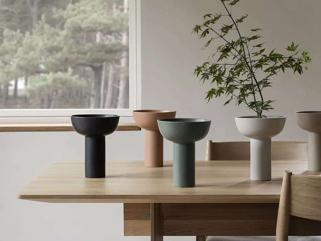MIYABI Ikebana Vase Collection by Kazushige Miyake - Premium Stoneware Flower Vases in Multiple Colors & Sizes (Tall 21cm & Low 10cm) - Japanese Inspired Floral Arrangement Art Piece Agave Green blomus Dekoration