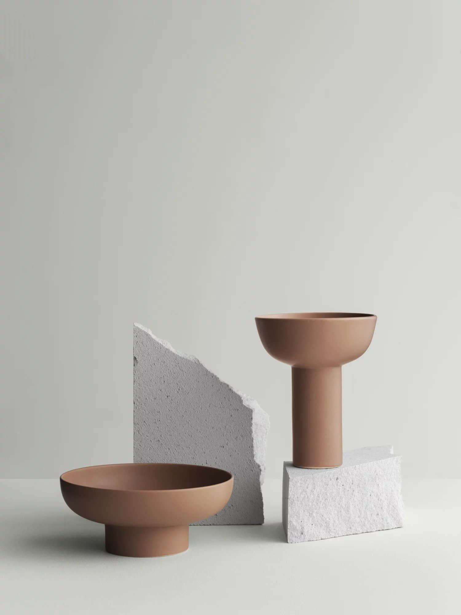 MIYABI Ikebana Vase Collection by Kazushige Miyake - Premium Stoneware Flower Vases in Multiple Colors & Sizes (Tall 21cm & Low 10cm) - Japanese Inspired Floral Arrangement Art Piece Terracotta Dekoration blomus