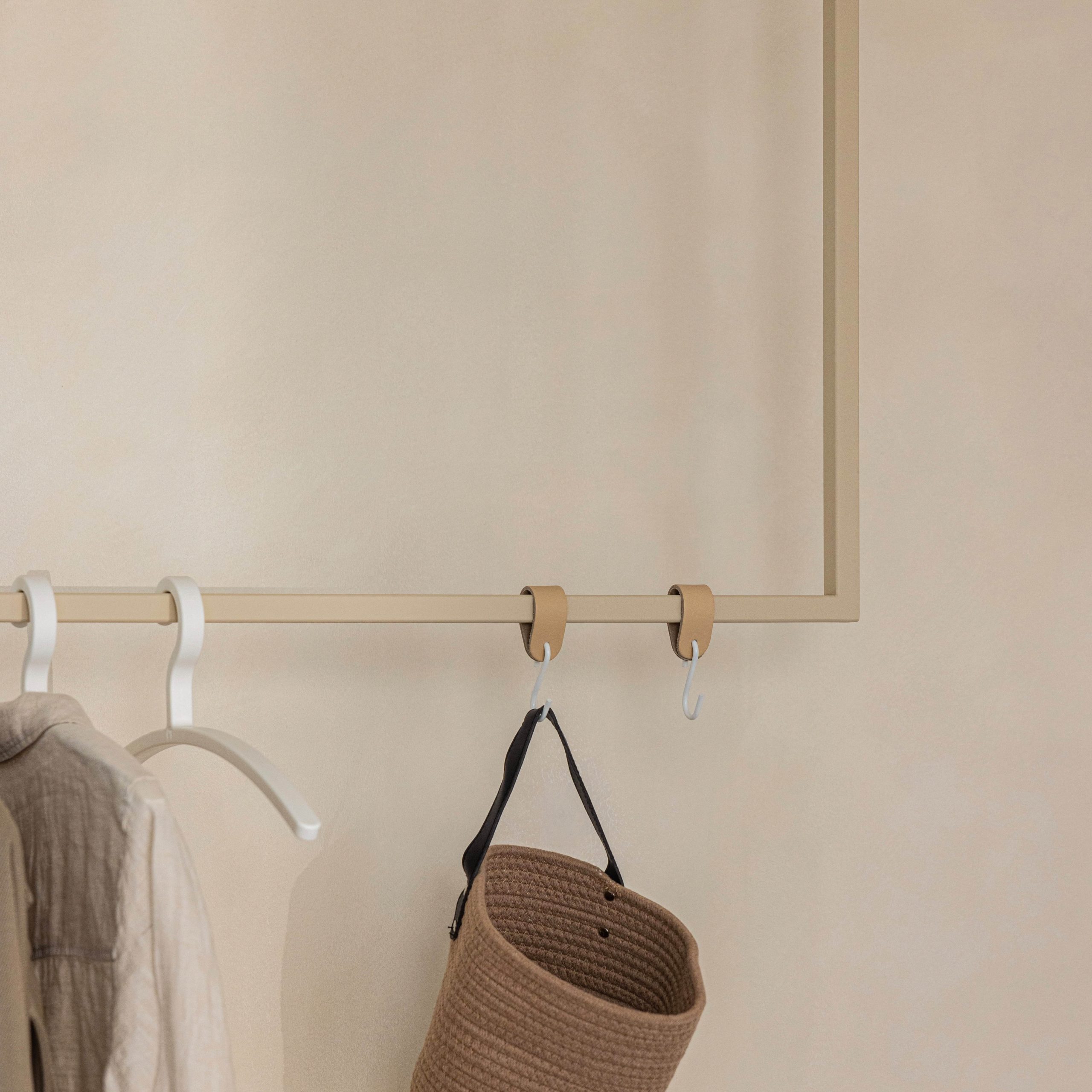 Metallbude Metallbude RUBI Kleiderstange | Stabile Garderobenstange aus Metall (120cm, Schwarz) für Jacken & Kleidung | Minimalistisches Design Cashew Garderobe & Flur