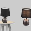 Lampen Reality Leuchten Reality Leuchten LED Nachttischlampe - Skandinavischer Landhausstil mit wechselbarem Warmweiß-LED & beigem Stoff-Lampenschirm (26cm) - Elegante Tischleuchte für Schlafzimmer & Wohnbereich Silber ant