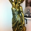 Schatzkiste1 Schatzkiste1 Griechische Antik-Stehlampe | 170 cm Handbemalte Frauenfigur Barockstil | Kunstharz-Dekofigur mit E27-Fassung Braun Dekoration