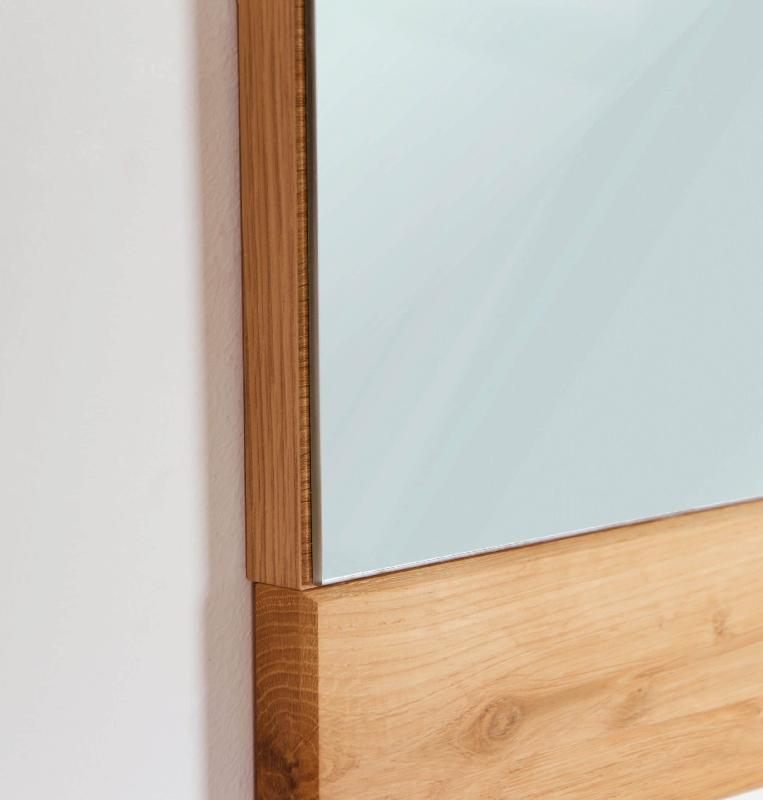 VOGL Möbelfabrik 'Simone' Solid Wood Framed Mirror - Elegant Home Decor with Premium Glass wildeiche Dekoration VOGL Mu00F6belfabrik