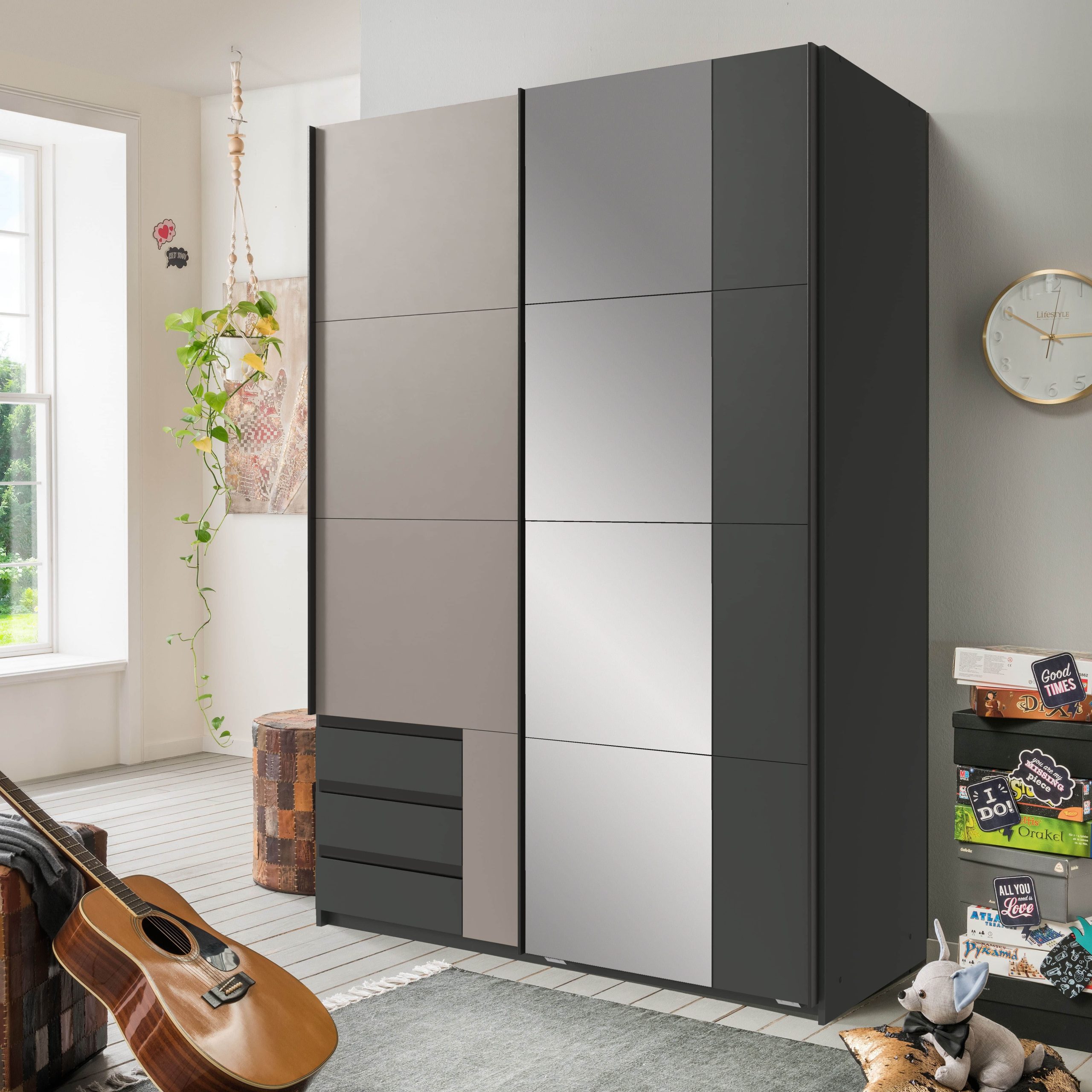 Wimex Schränke Wimex Schwebetürenschrank 'Emden' - Moderner Kleiderschrank mit Spiegel, Schubladen & Kleiderstange | BESTSELLER für stilvolles Schlafzimmer sandgrau