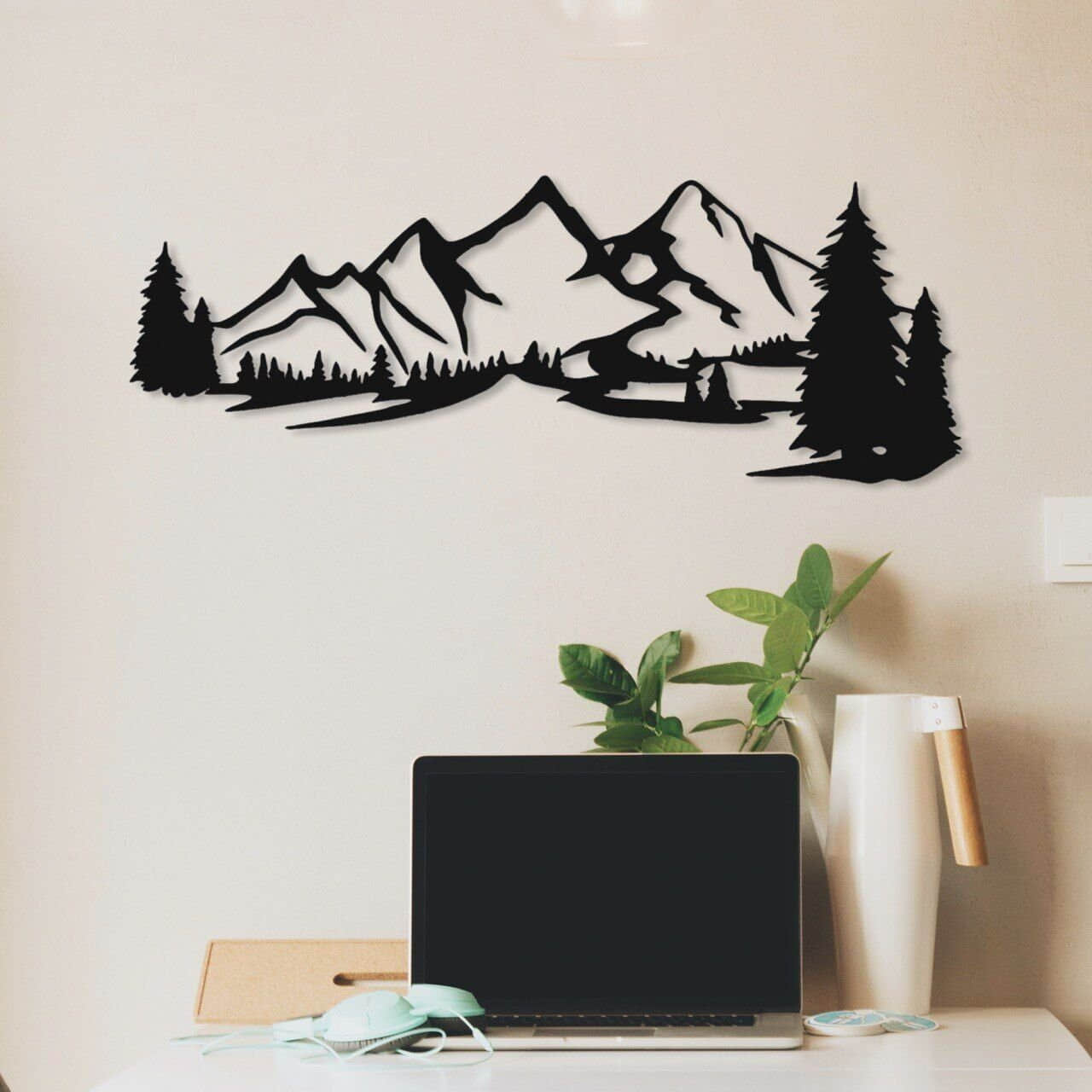 Dekoration WoodFriends WoodFriends Premium Wandbild Berglandschaft aus Holz - Handgefertigte Berg-Deko aus 4mm Sperrholz - Natur/Schwarz/Weiß - 30x40 cm - Ideal für Bergsteiger & Wanderer