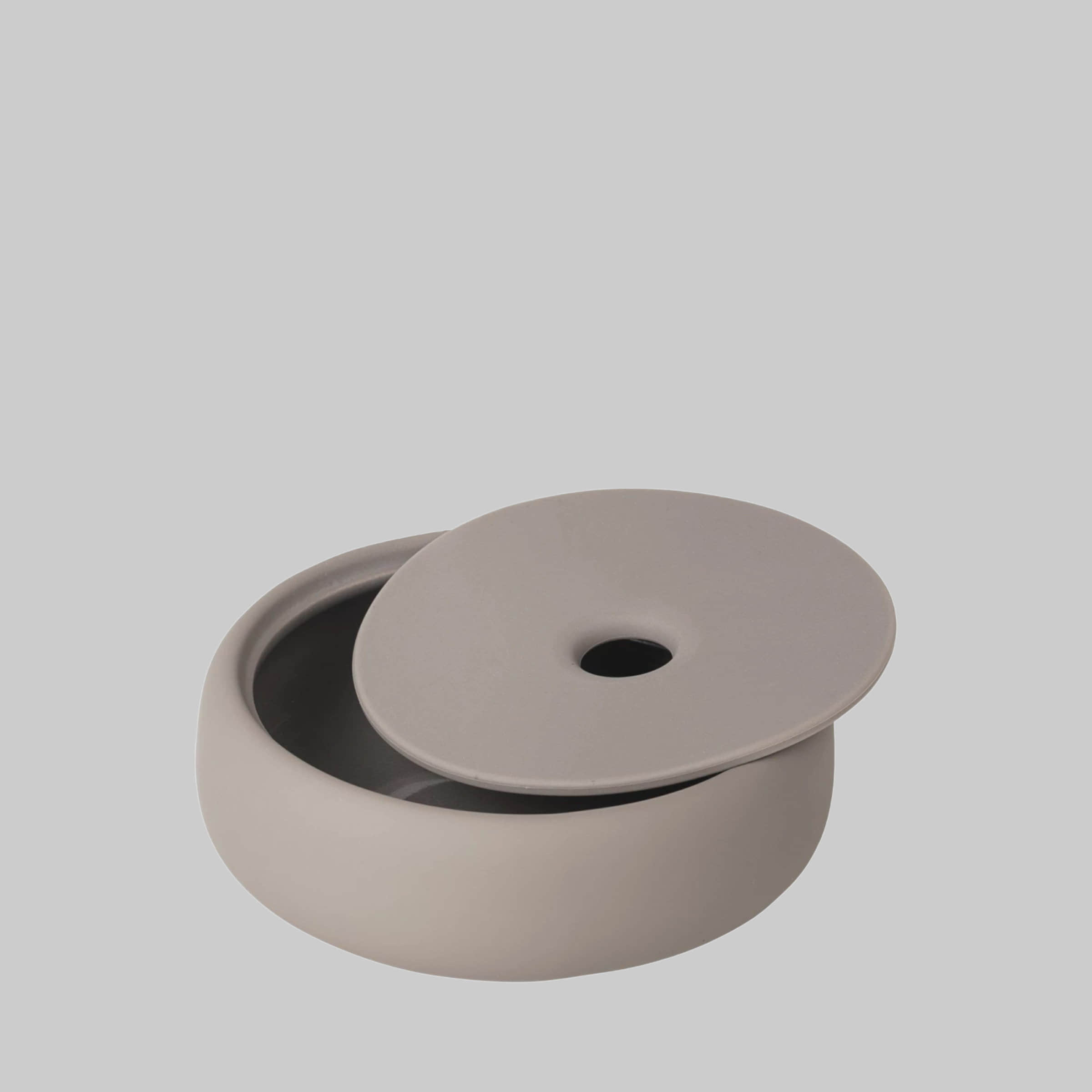 blomus SONO Aufbewahrungsdose - Hochwertige Keramik-Dose mit Silikon-Deckel (12cm Ø) - Moderner Organizer für Bad, Büro & Haushalt - 6 Farben wählbar Satellite Aufbewahrung blomus