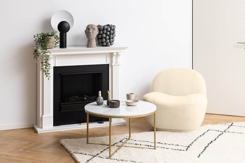 ACTONA GROUP Alisma Coffee Table - 80cm Guangxi White Marble Top with Brass Frame | Modern Living Room Centerpiece ACTONA GROUP Tische