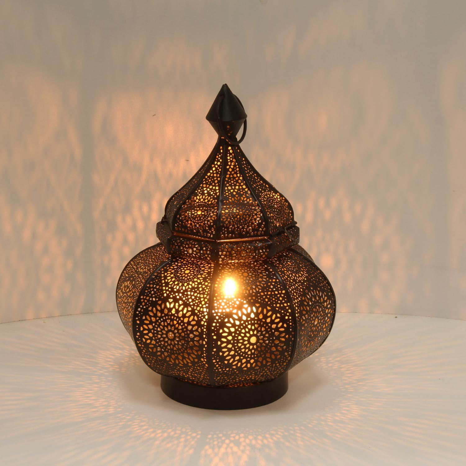 Casa Moro Orientalische Laterne Abir 30cm - Handgefertigtes Ramadan Windlicht aus Metall | Schwarz-Gold | Für Innen & Außen | Hängend/Stehend | Marokkanische Tischlaterne LN2040 Casa Moro Dekoration