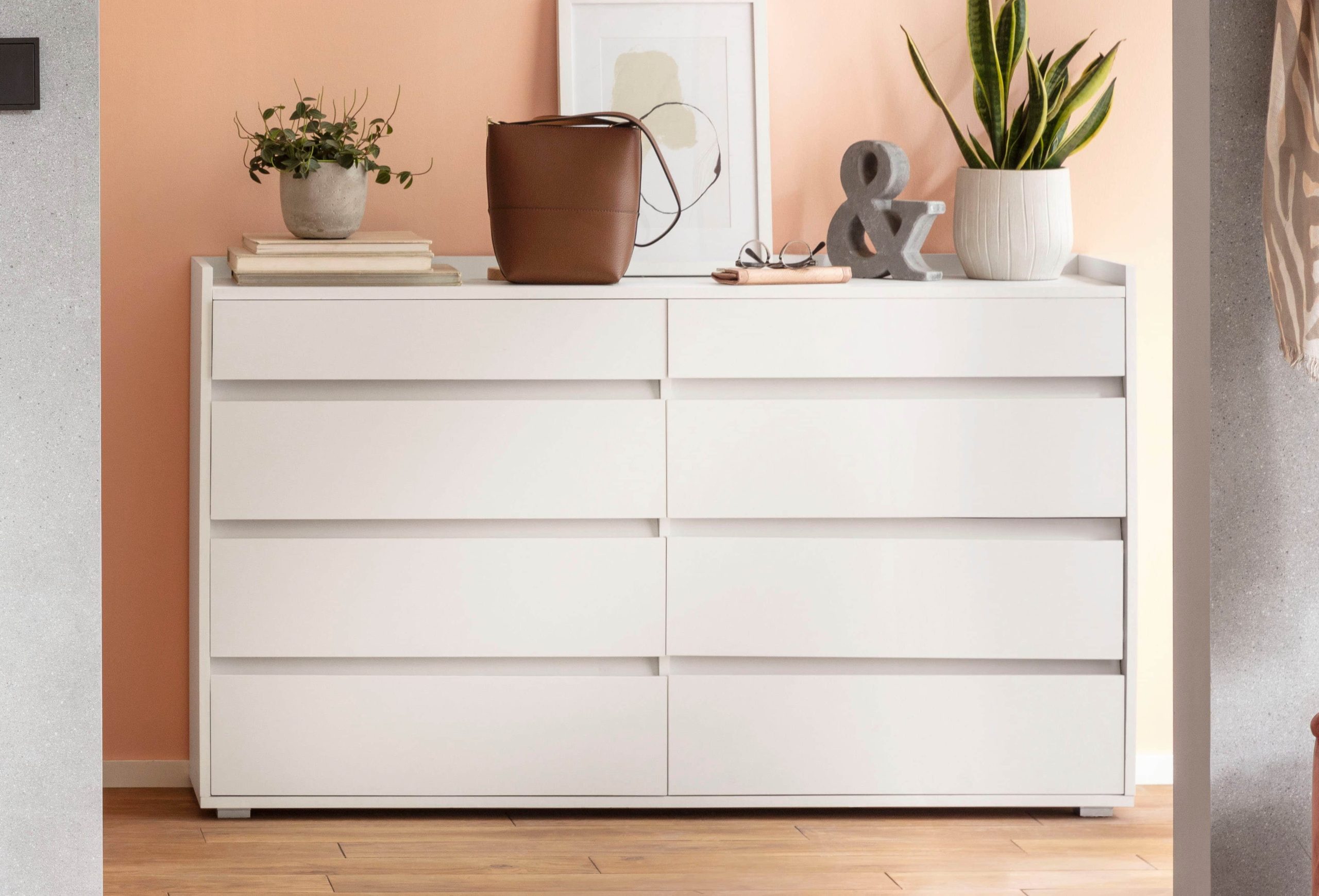 INOSIGN Kommoden & Sideboards INOSIGN 'Kosmo' 8-Drawer Dresser | Full-Extension Drawers | Matte White Modern Storage Solution weiß