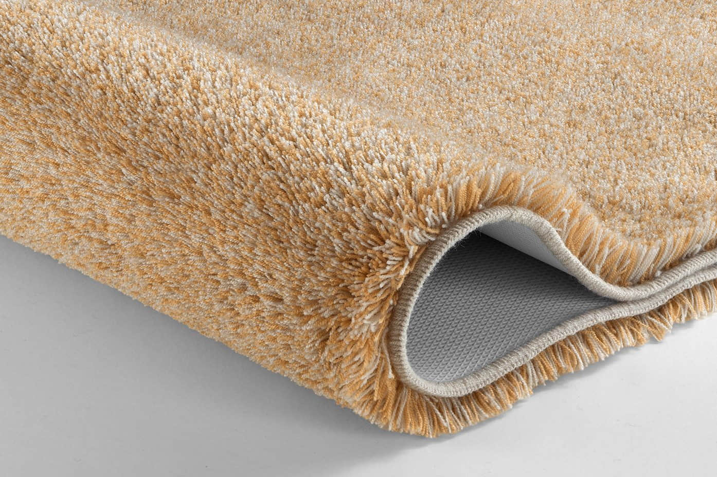 Kleine Wolke Kleine Wolke RELAX Badteppich 60x100 cm Rubinrot | 30 mm Flor | rutschhemmend | fußbodenheizungsgeeignet | Öko-Tex® Standard 100 peach Badematten