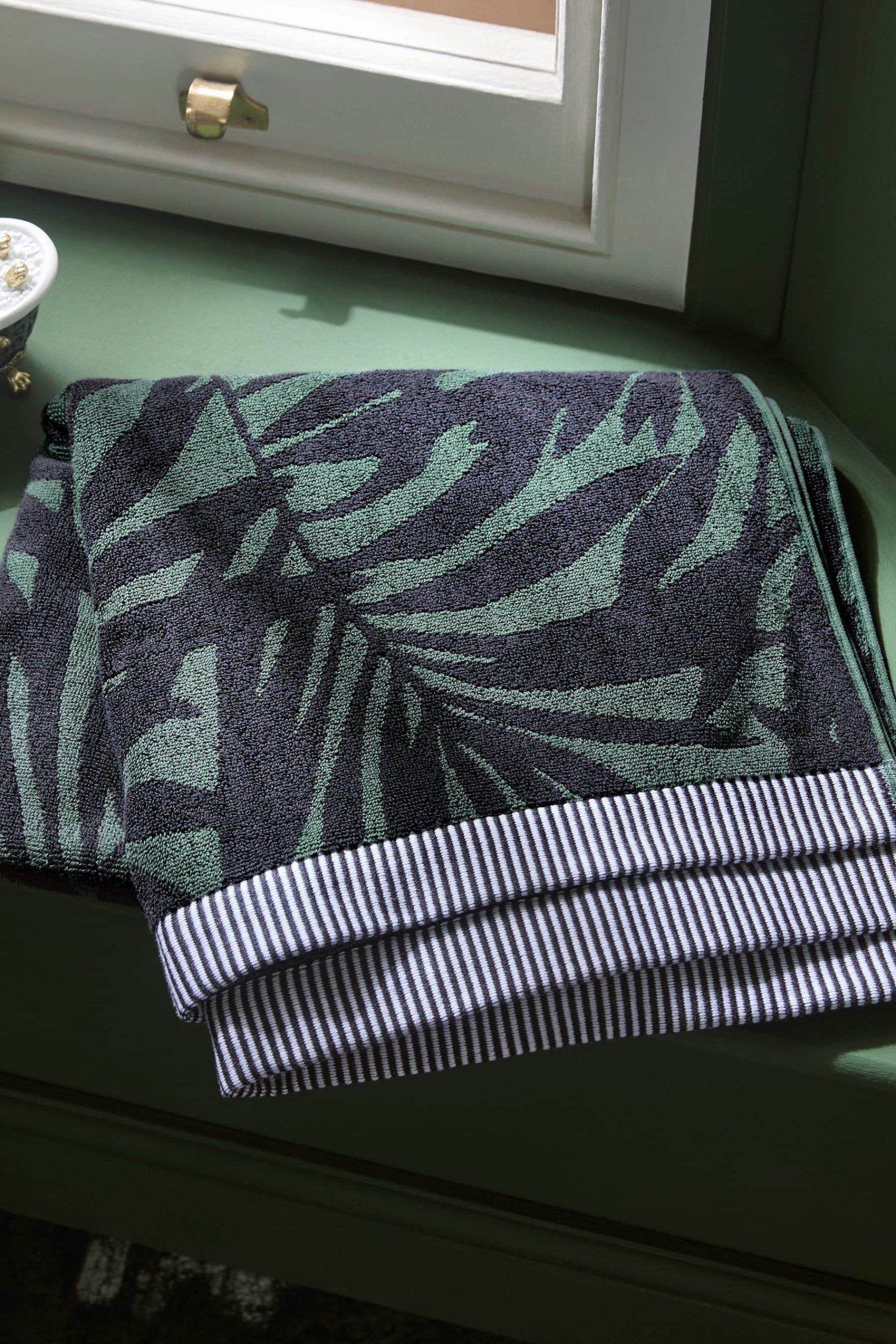 Handtücher Next Next Premium Egyptian Cotton Bath Towel - 600 GSM Ultra Soft Handtuch (1-Piece) | Luxury Spa Quality | OEKO-TEX Certified Green Leaf