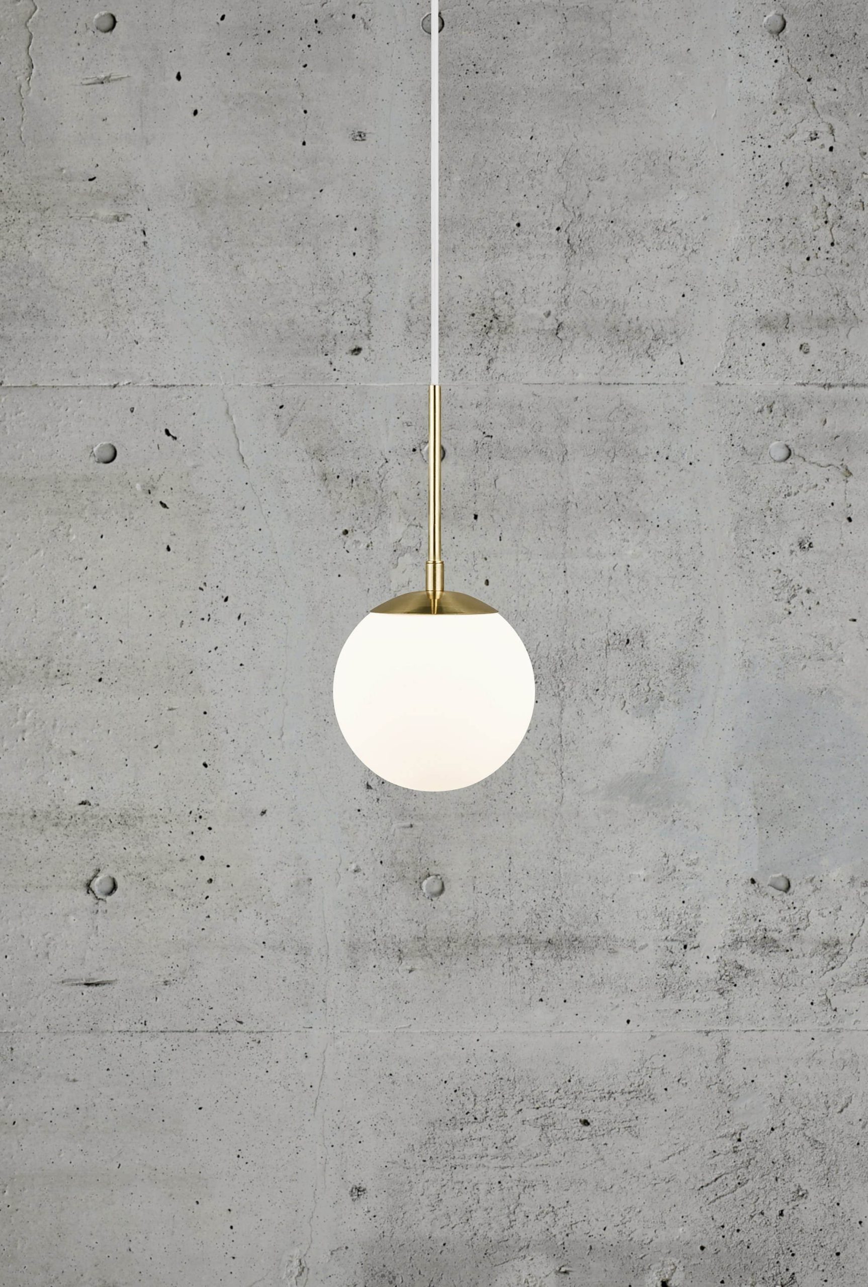 Nordlux GRANT Pendant Light - Hand-Blown Glass Shade with Brass Frame - E27 Socket - Adjustable Hanging - Scandinavian Design (Bulb Not Included) Lampen Nordlux