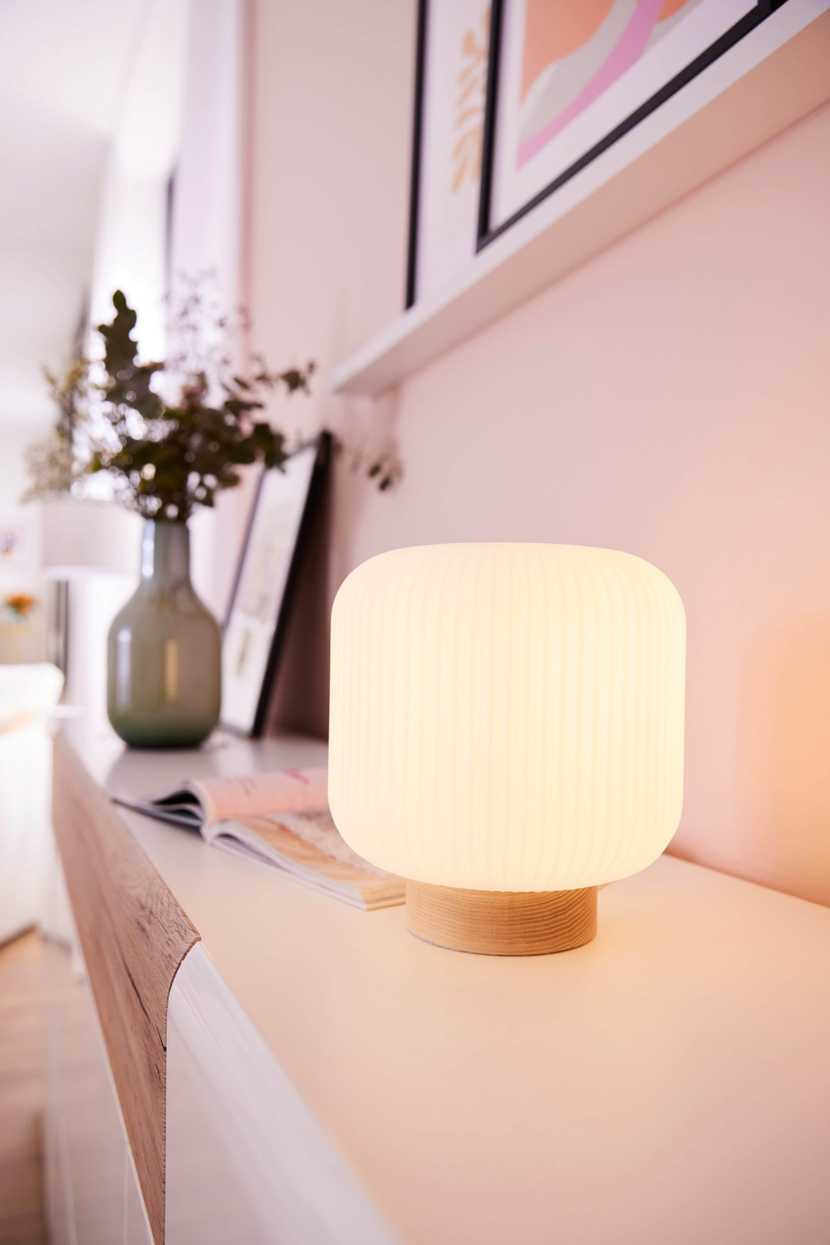 Lampen Nordlux Nordlux Milford Designer Table Lamp - Wood Base & Ribbed Opal White Glass Shade (22cm Height, E27 Socket) Braun