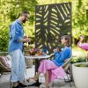 Outsunny Schlafzimmer Outsunny 122x198cm Steel Garden Privacy Screen with Stand - Leaf Pattern Balcony Divider for Patio, Terrace & Outdoor Spaces (Black)
