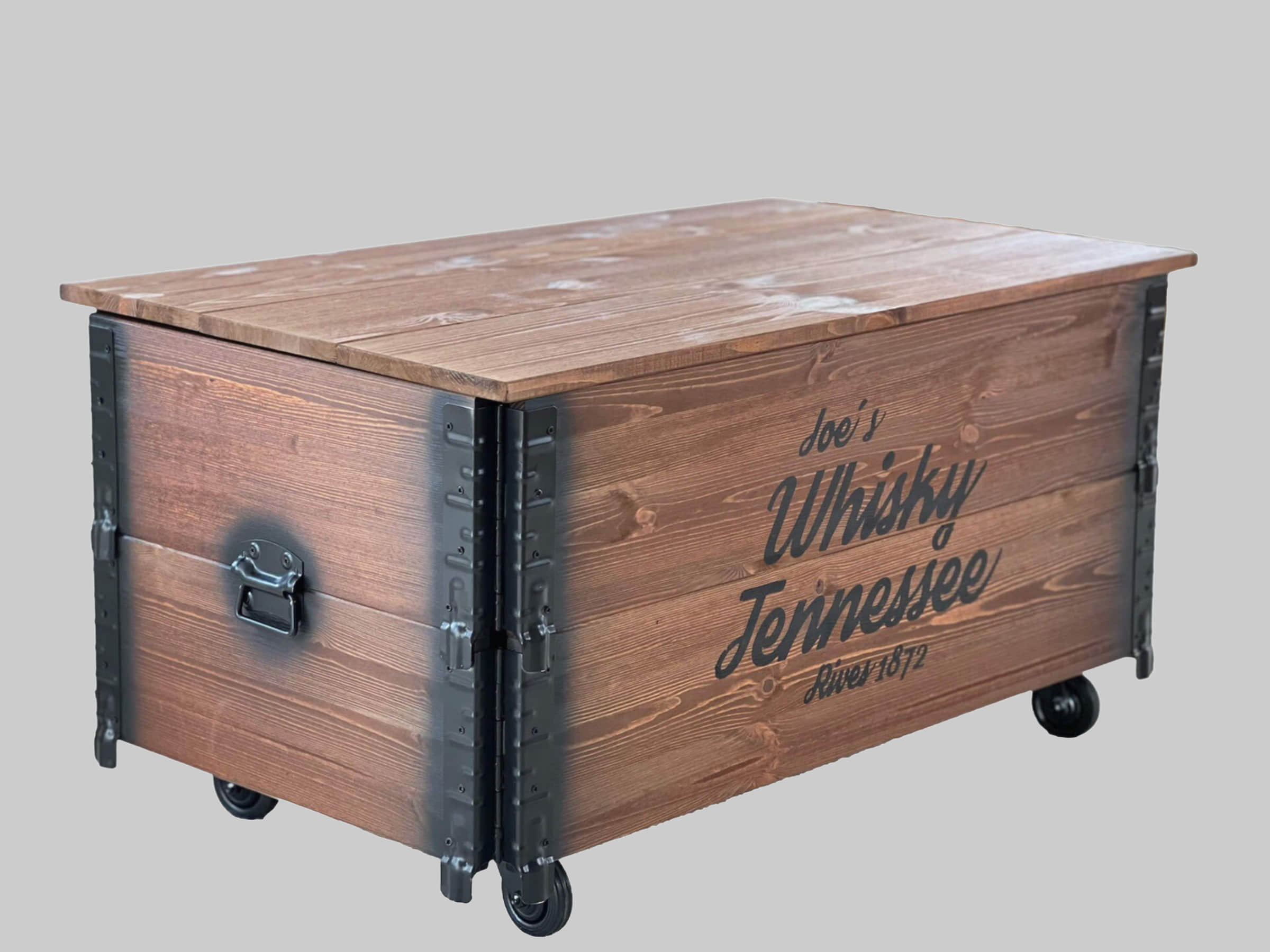 Uncle Joeu00B4s Tische Uncle Joe's® Vintage Truhen-Couchtisch XL aus Massivholz - Landhausstil Couchtisch mit Stauraum & Rollen (100x58x51 cm)